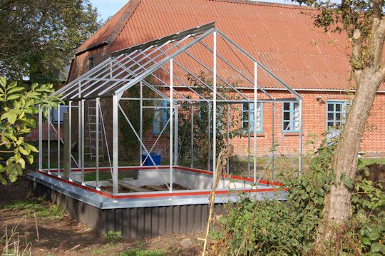 Havenyt.dk fundament til drivhus Hjemmelavet orangeri