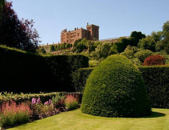 taks ved Powis Castle, England